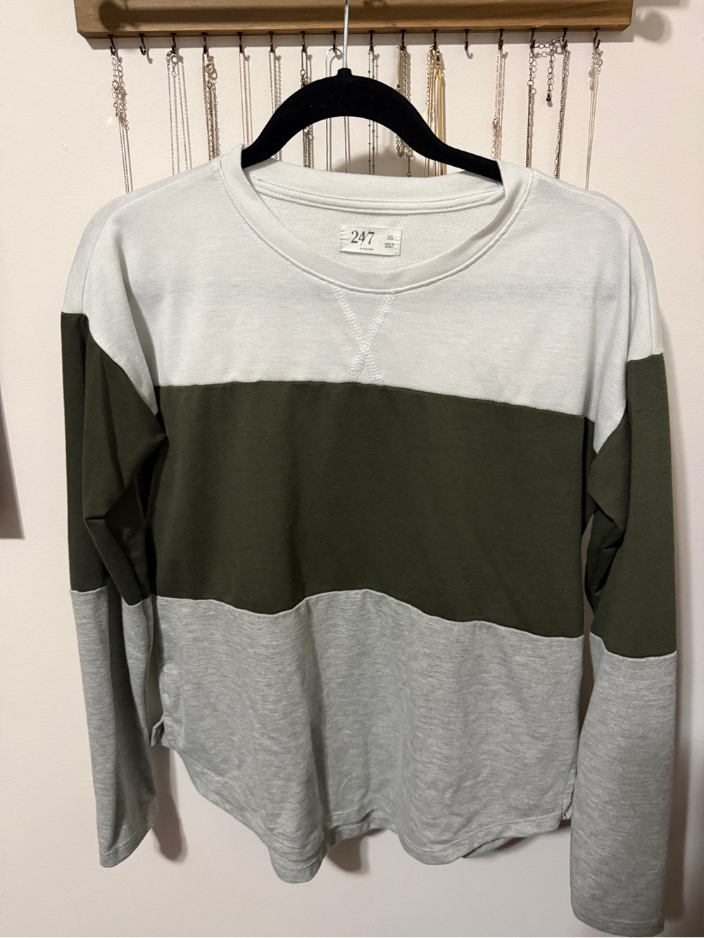247 Colorblock Long Sleeve Tee - Olive/Light Gray/White